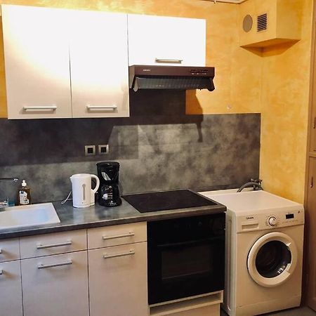 F3 - Neuf - 4/6 P - Lits King Size - Wifi - Cour Apartment Le Puy-en-Velay Luaran gambar